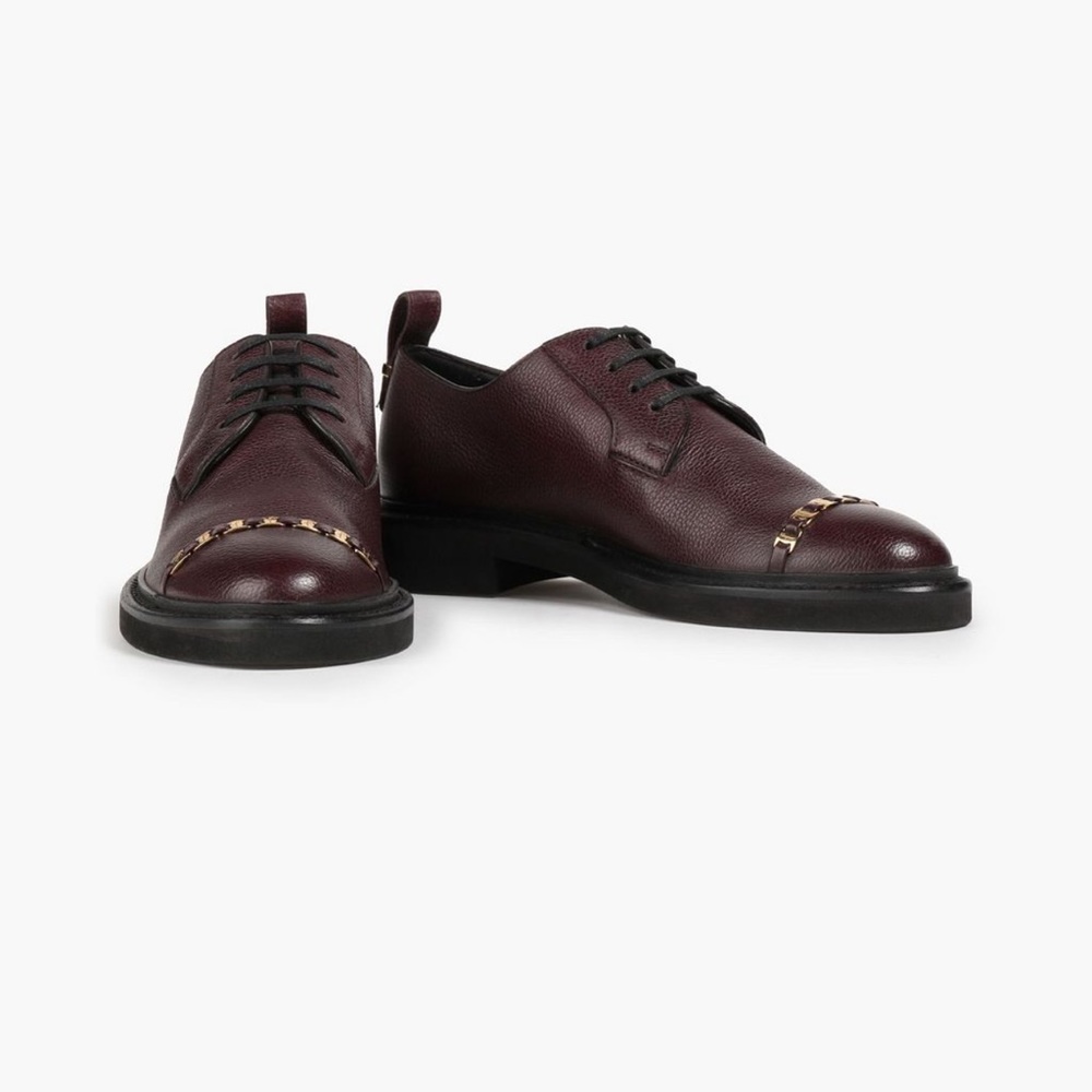 Ferragamo oxfords burgundy pebbled leather gold chain accent on toe